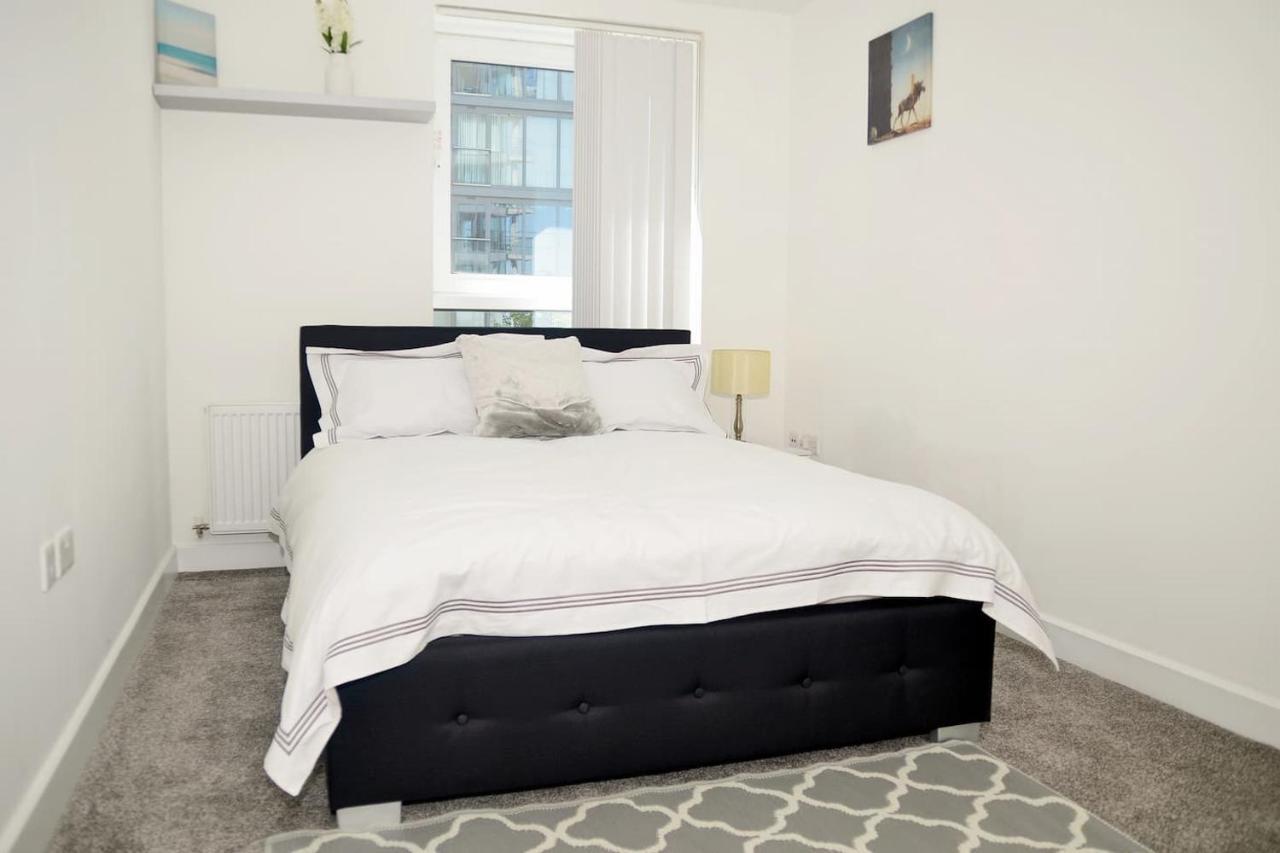 Appartement Excel Luxury Flat à Londres Extérieur photo